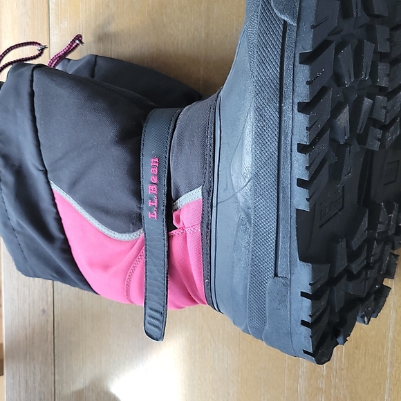 LL BEAN BOOTS - Picture 7 of 9